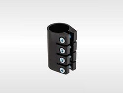 Зажим 4 болта, "KMS", для трюковых самокатов (черный)