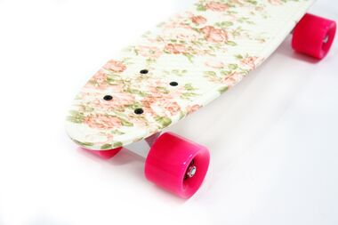 Скейтборд Hubster 22", пластиковый, Abec-7, Design Flowers (HubsterFlowers22) #1